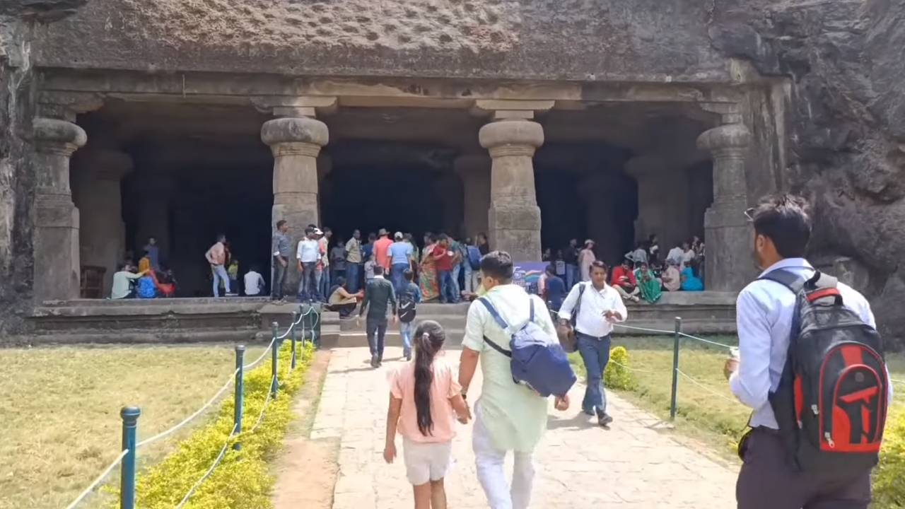 How to Reach Elephanta Caves from Gateway of India?