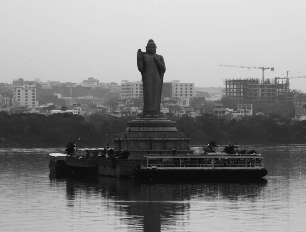 Hussain Sagar Lake- Winter Destination in Hyderabad