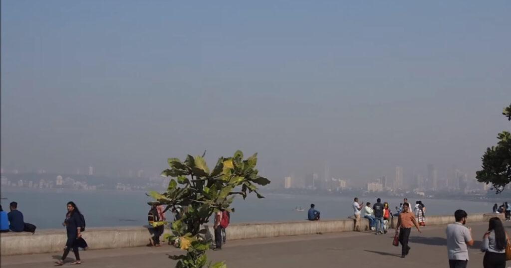 Marine Drive in Mumbai