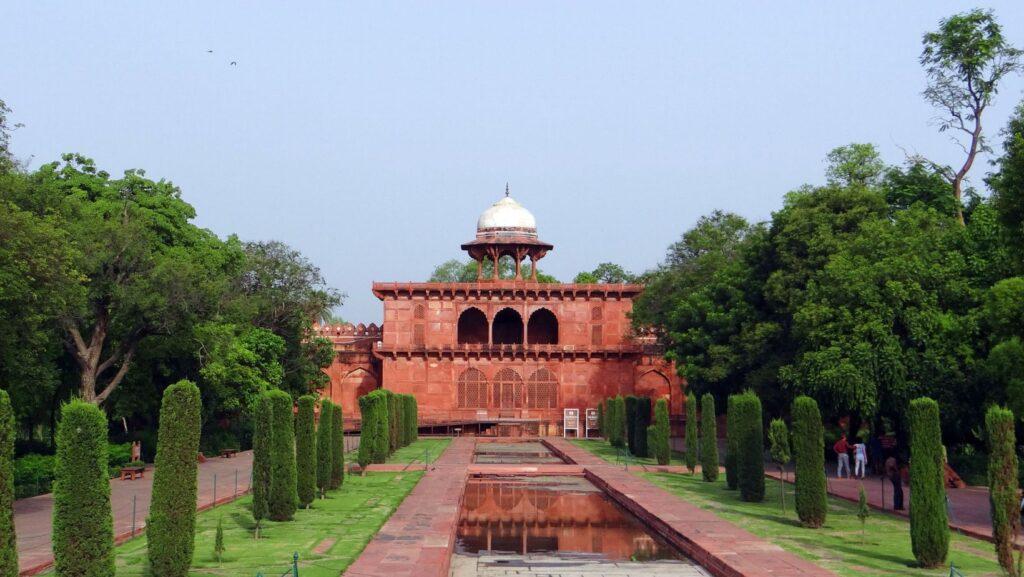 Taj Museum