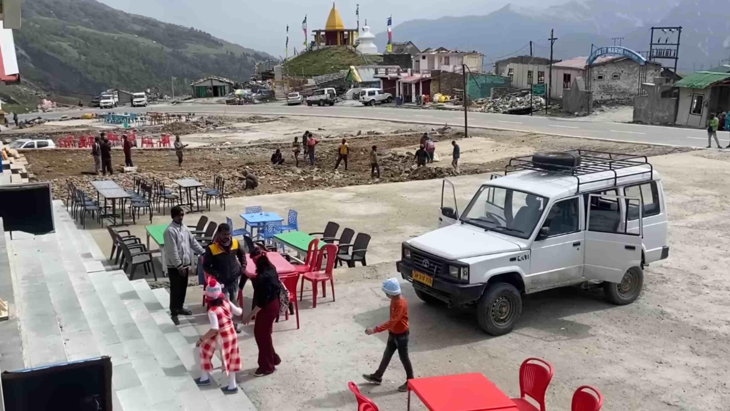 Rohtang Pass & Solang Valley in One Day Trip