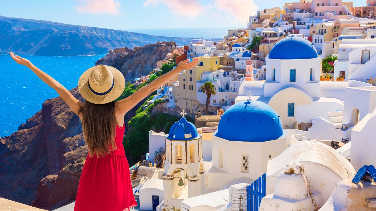 Hidden Gems in Santorini You Shouldn’t Miss