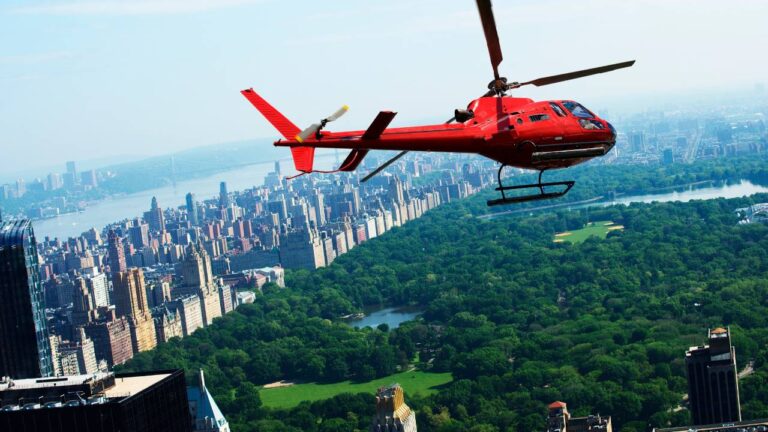 Top Helicopter Tour Companies Near Banff