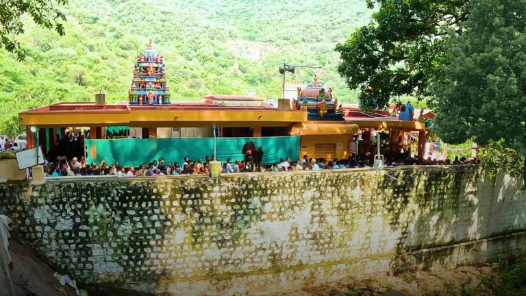 How to Reach Velappar Kovil